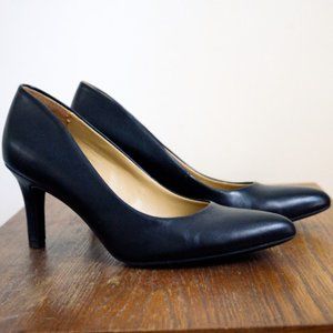Naturalizer Everly pumps 2.25" heels